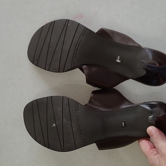 Etienne Aigner "Clayton" Brown Heeled Sandals size 8.5 - Picture 6 of 9